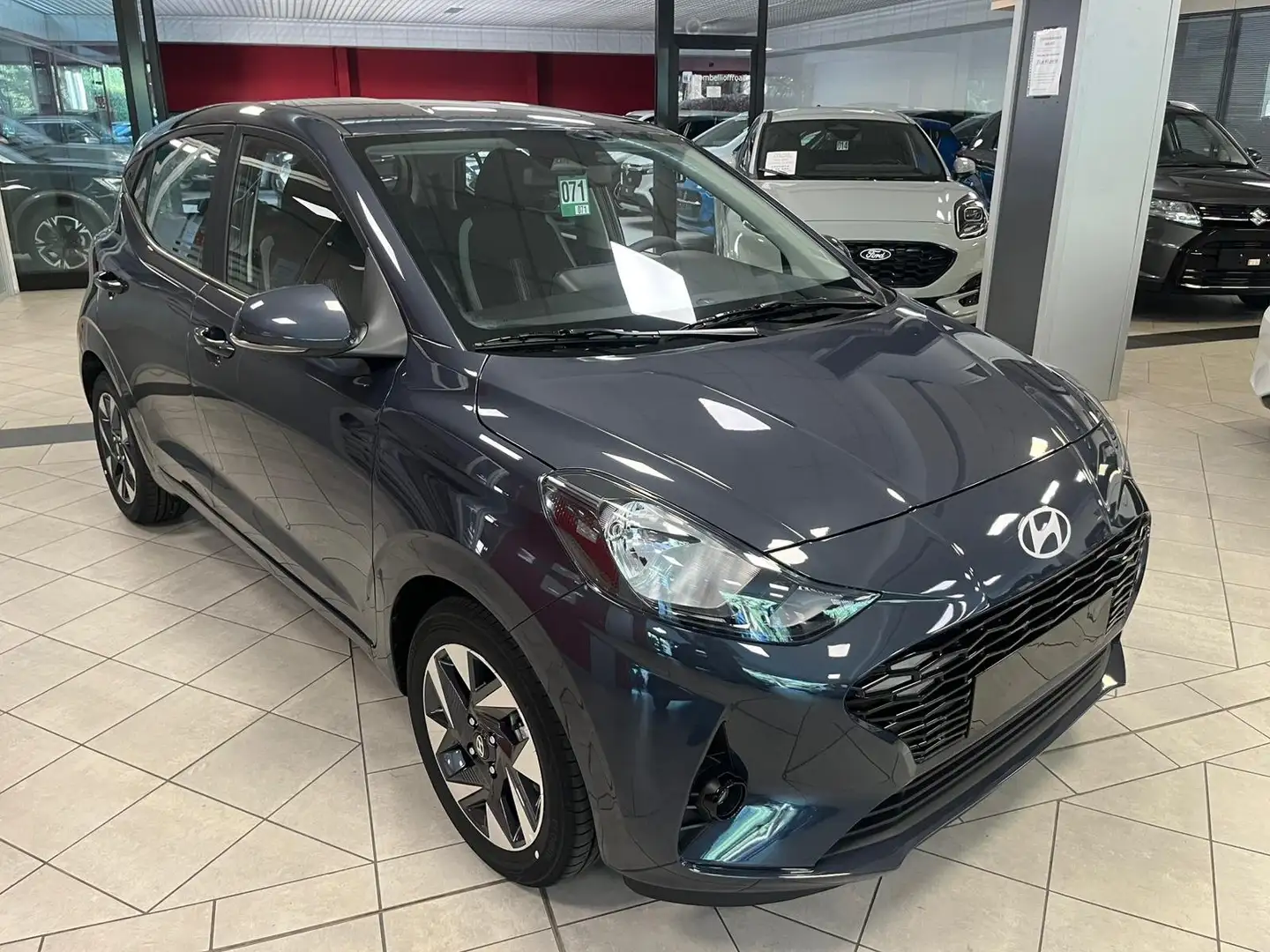 Hyundai i10 i10 1.0 Connectline SUPEROFFERTA da 14.990€ Blu/Azzurro - 1
