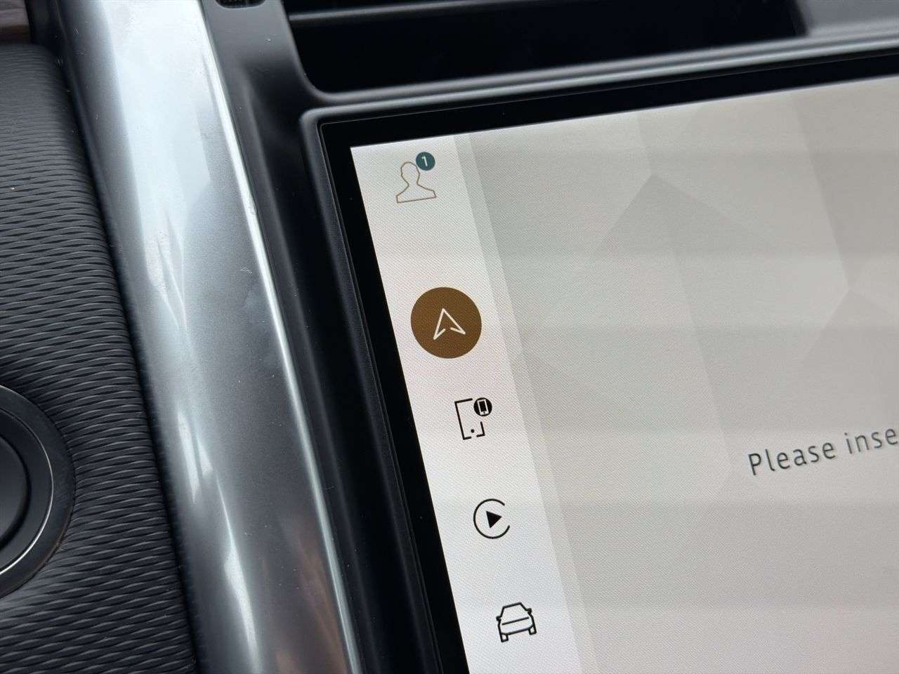 2026 Land Rover Discovery P300 Dynamic SE thumb 15