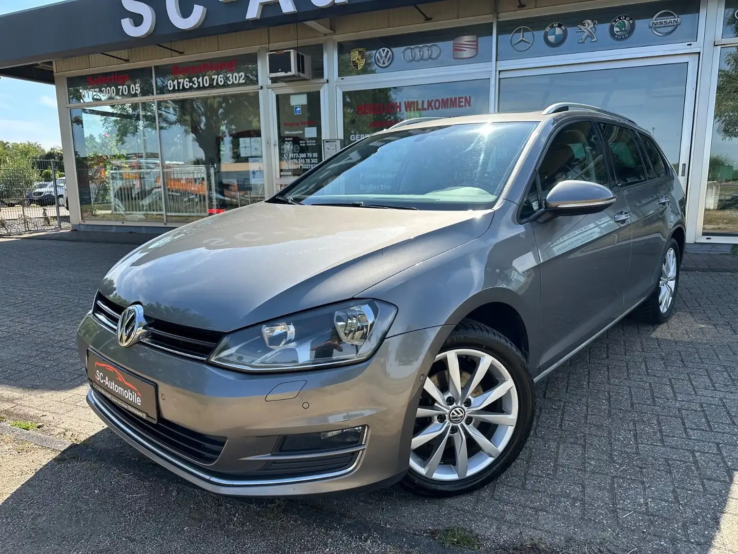 Volkswagen Golf VII Variant Allstar BMT*NAVI*PANO*EURO6 Braun - 1