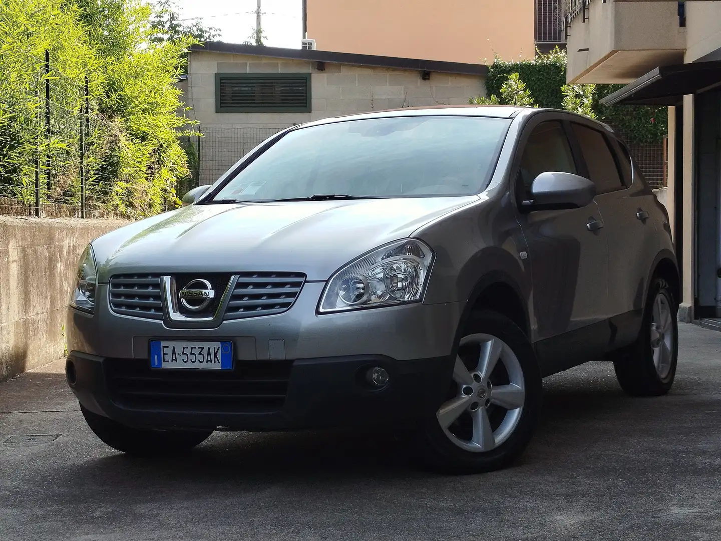 Nissan Qashqai 2.0 BENZINA 140cv 4x4 / 69.000km / Uniproprietario Argento - 2