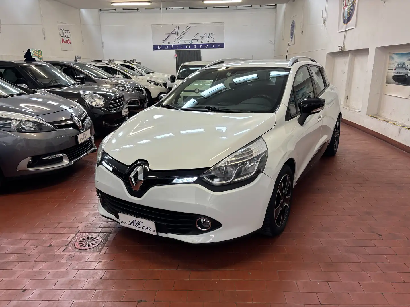 Renault Clio Sporter 0.9 tce  OK NEOPATENTATI 1 PROPRIETARIO Bianco - 1