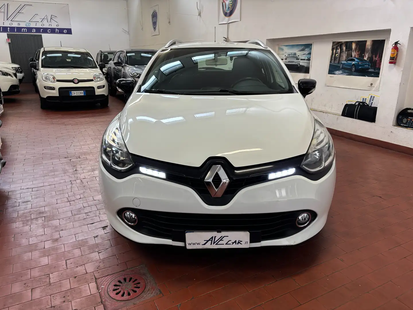 Renault Clio Sporter 0.9 tce  OK NEOPATENTATI 1 PROPRIETARIO Bianco - 2