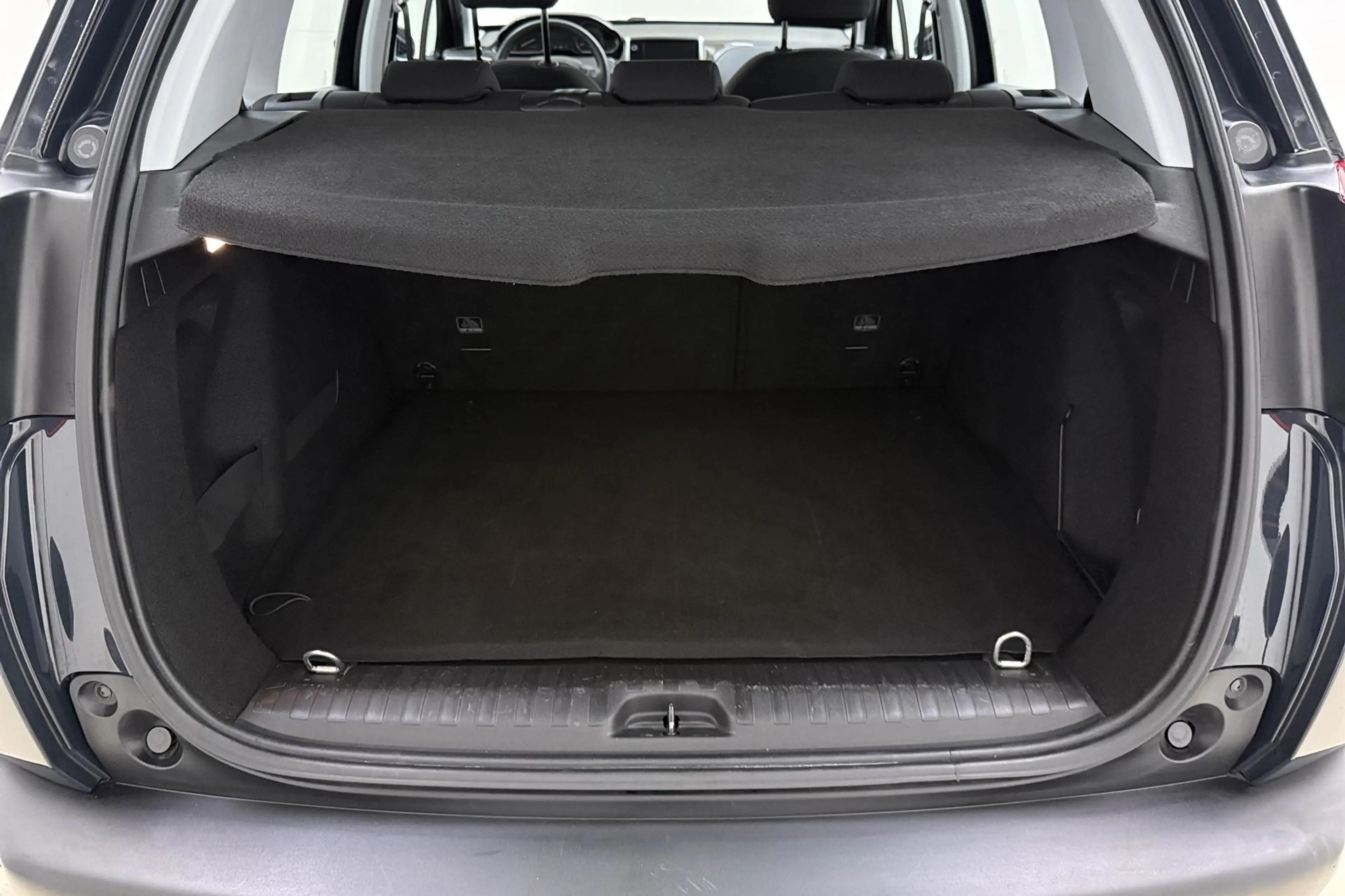Peugeot 2008 1.2 PureTech Blue Lion | Trekhaak | Airco | Cruise — photo 3