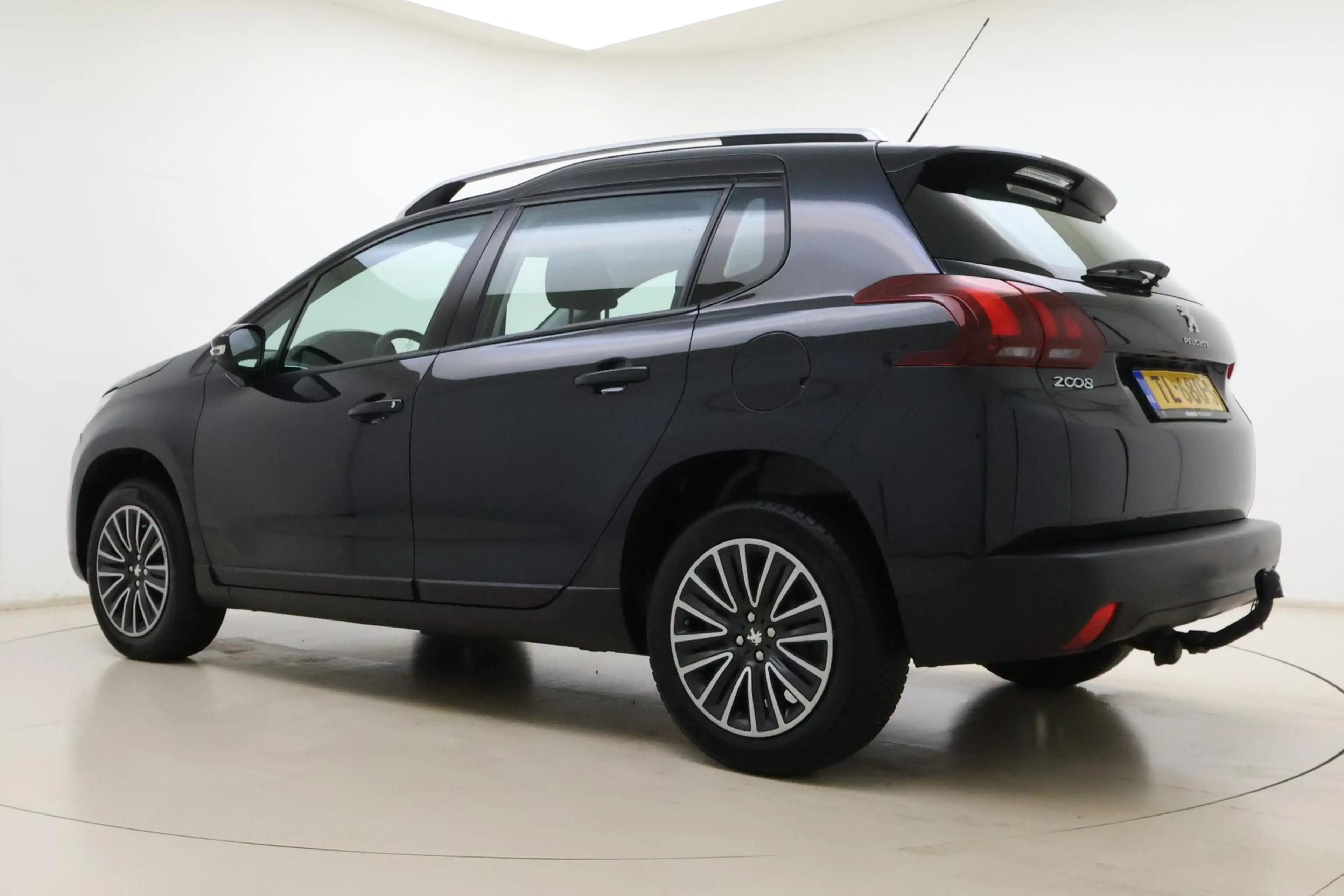 Peugeot 2008 1.2 PureTech Blue Lion | Trekhaak | Airco | Cruise — photo 12