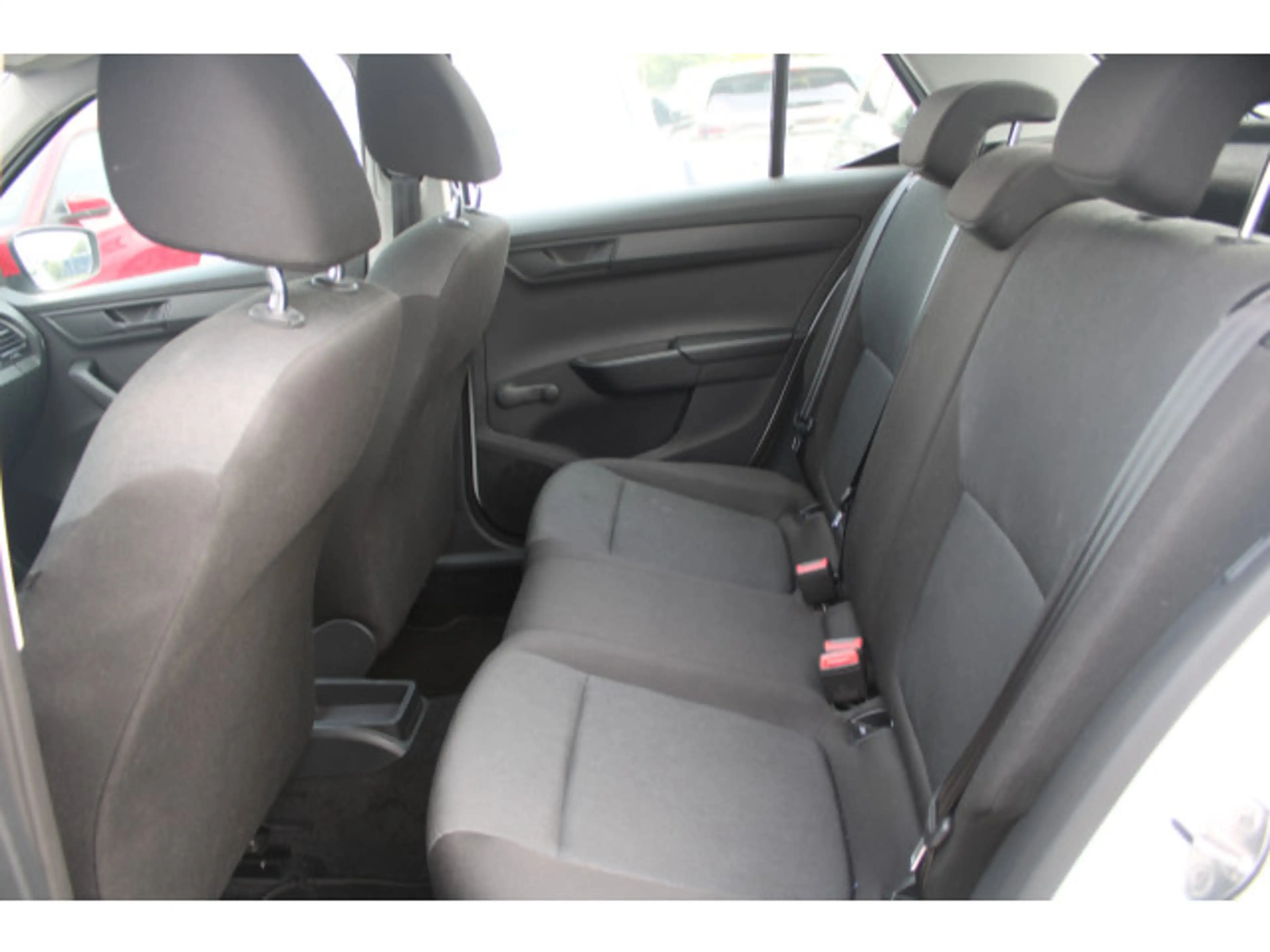 Skoda Fabia 1.2 TSI Red & Grey Einparkhi/Multilenk — photo 4