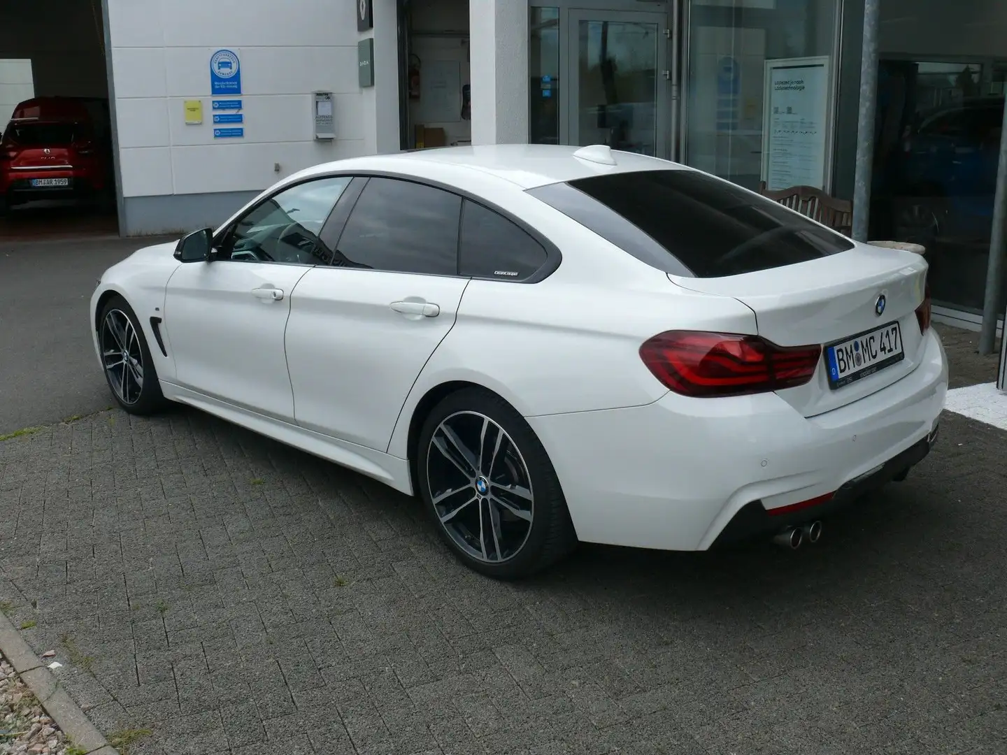 BMW 420 Baureihe 4 Gran Coupe 420 i M Sport White - 2