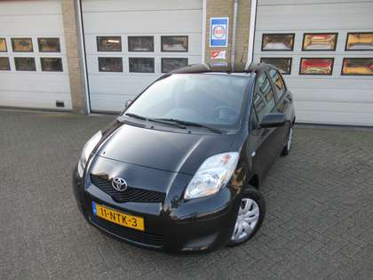 Toyota Yaris 1.0 VVTi Acces