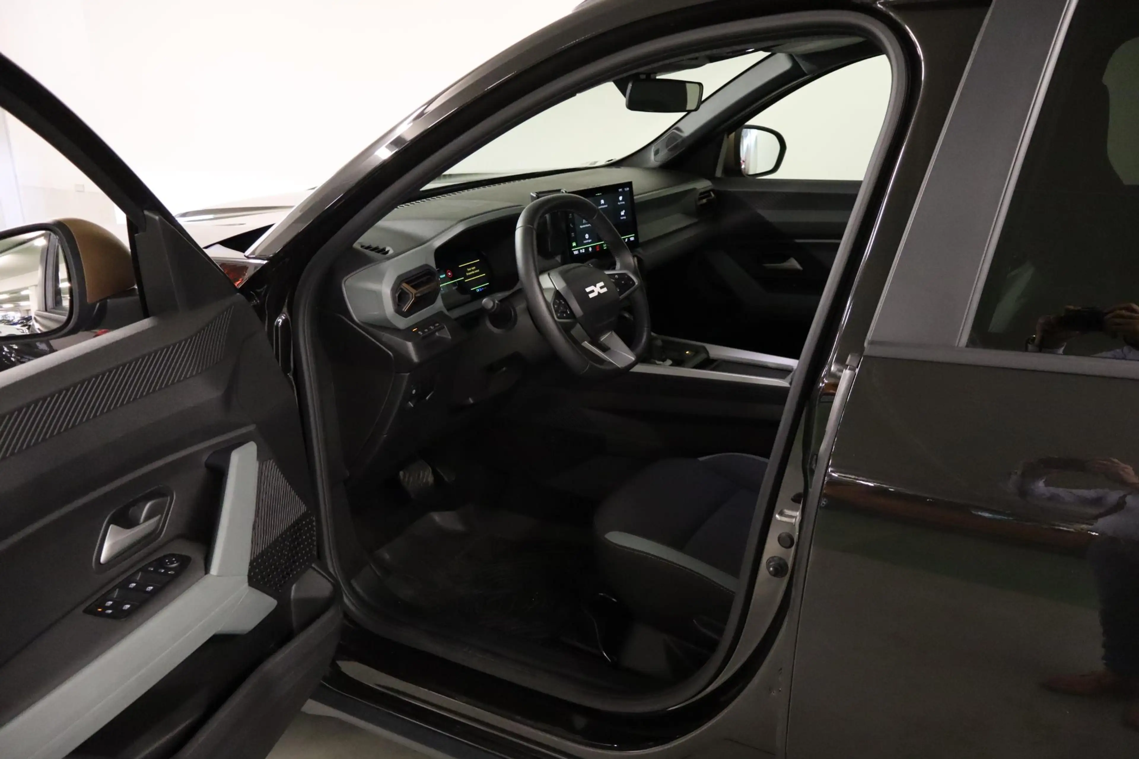 Dacia Bigster 1.8 Hybrid 155 Extreme | Automaat | MediaNav Multi — photo 15