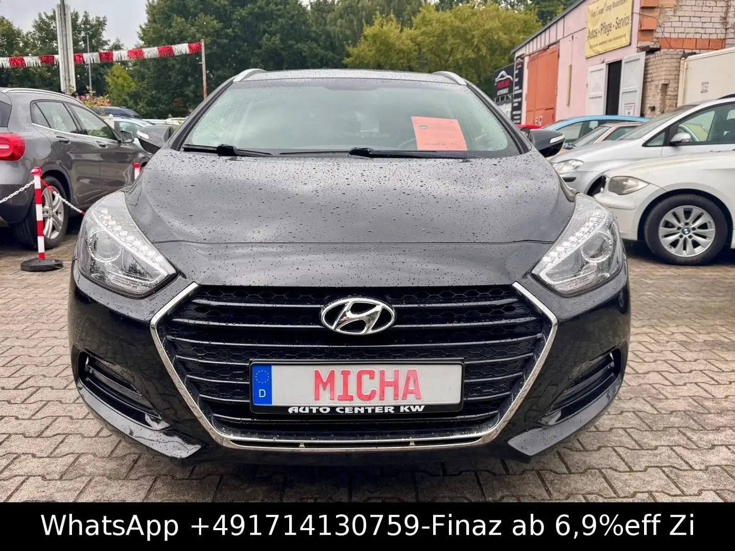 Hyundai i40 cw blue Trend-NAVI-SHZG-LHZG-KAMERA-PDC-USB- Zwart - 2