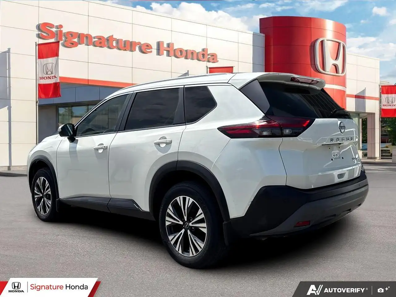 Nissan Rogue fotografie Nissan Rogue
