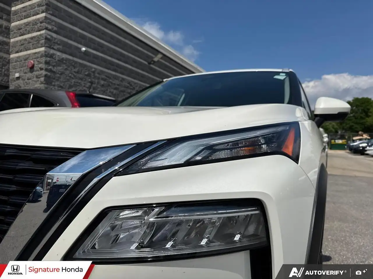 Nissan Rogue fotografie Nissan Rogue