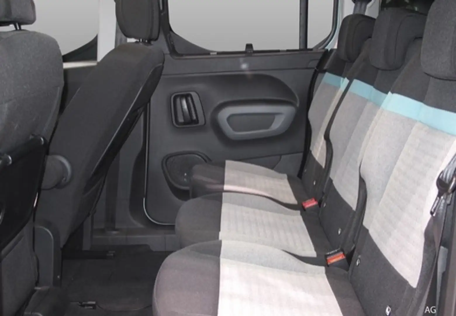 Citroen Berlingo Combi BlueHDi S&S Talla M Live Pack Busin Blanco - 2