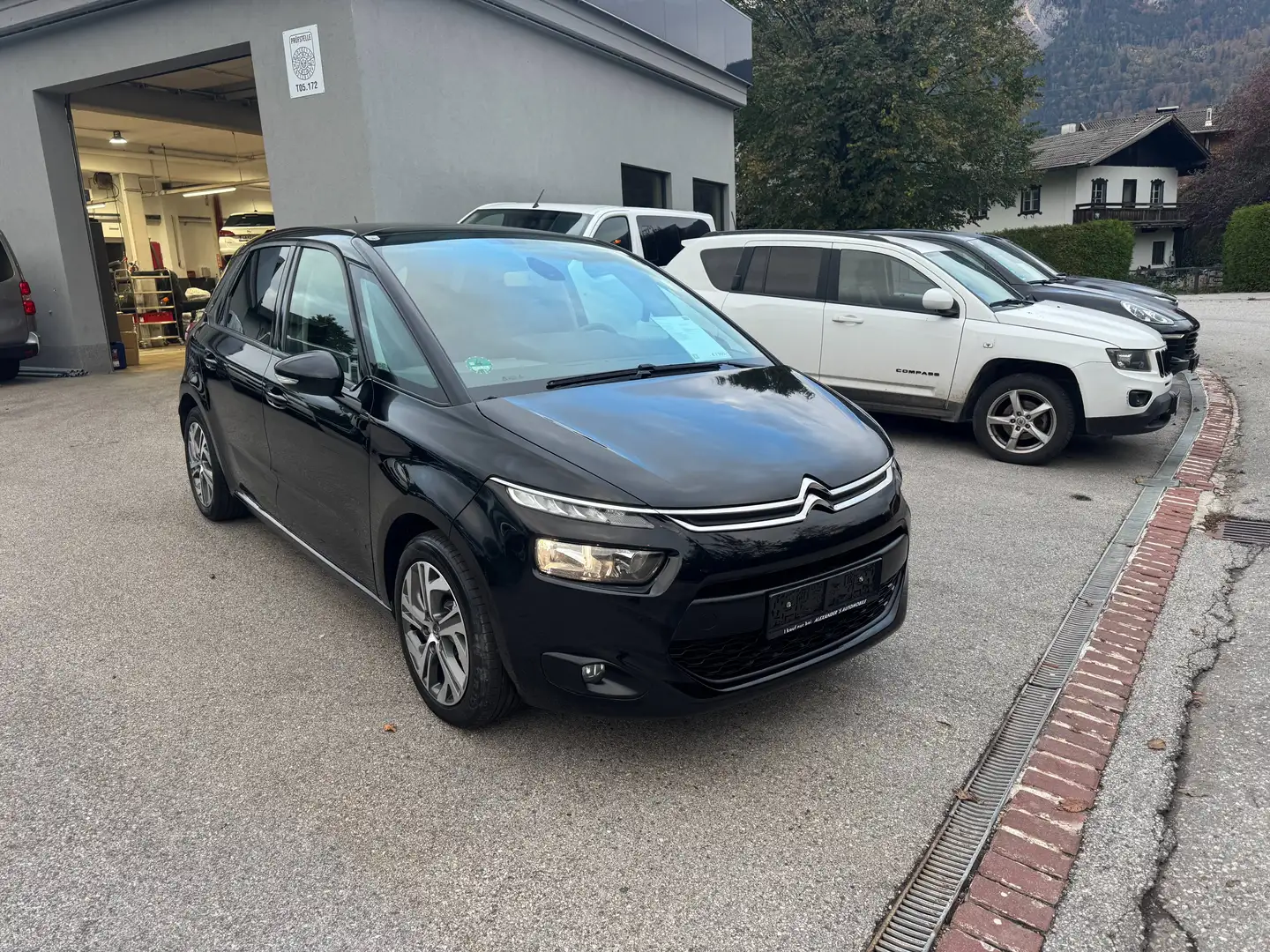 Citroen C4 Picasso Schwarz - 1
