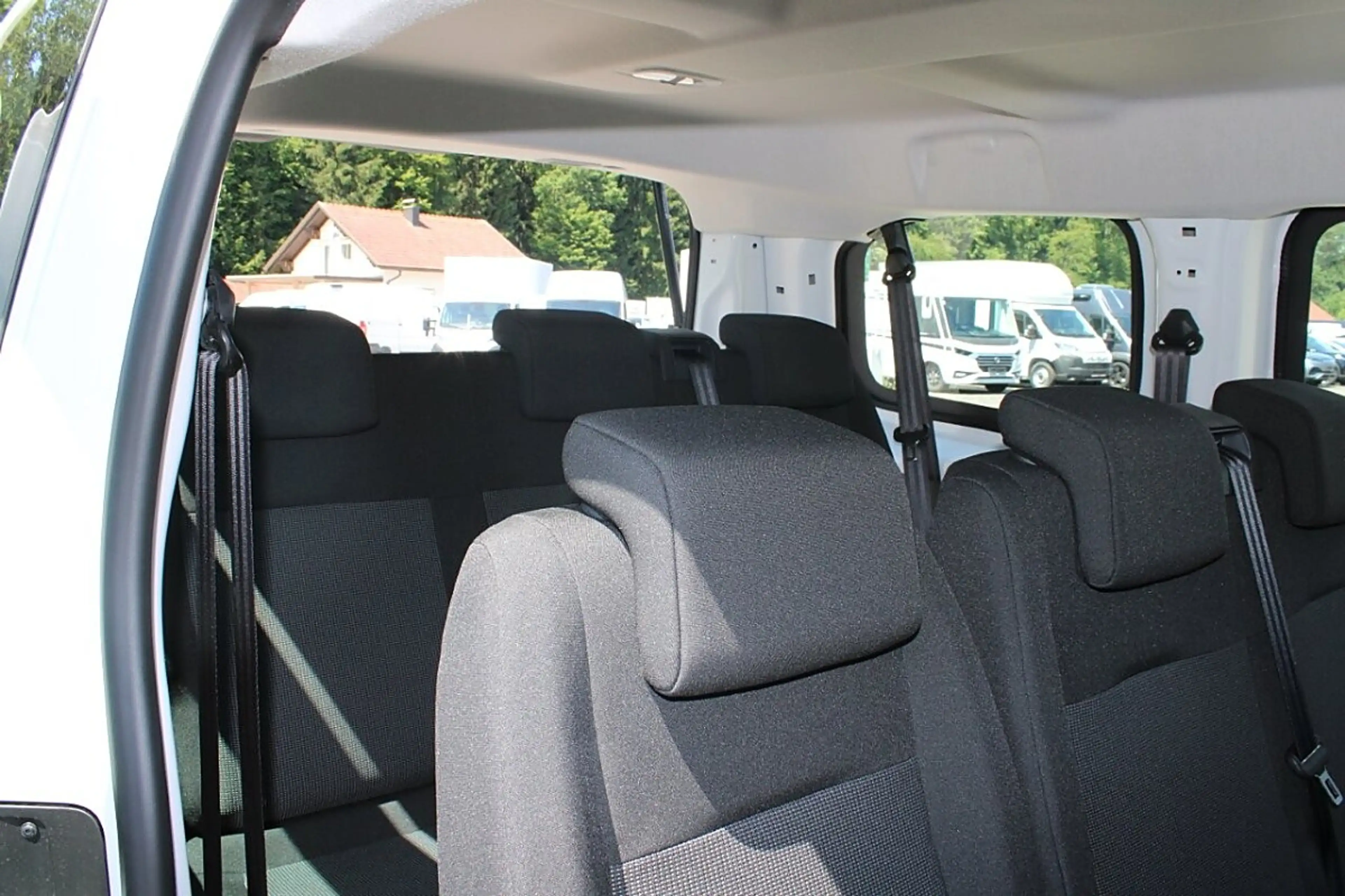 Fiat Scudo Kombi L2 H1 180PS Automatik Navi Kamera AHK 9S... — photo 13