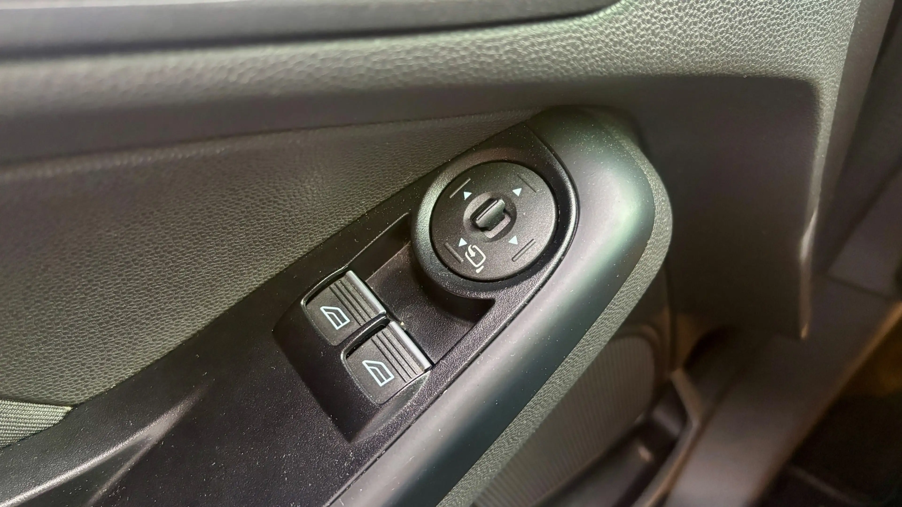 Ford Fiesta 1.0 EcoBoost ST Line Navi / Maxton / Cruise / PDC — photo 45