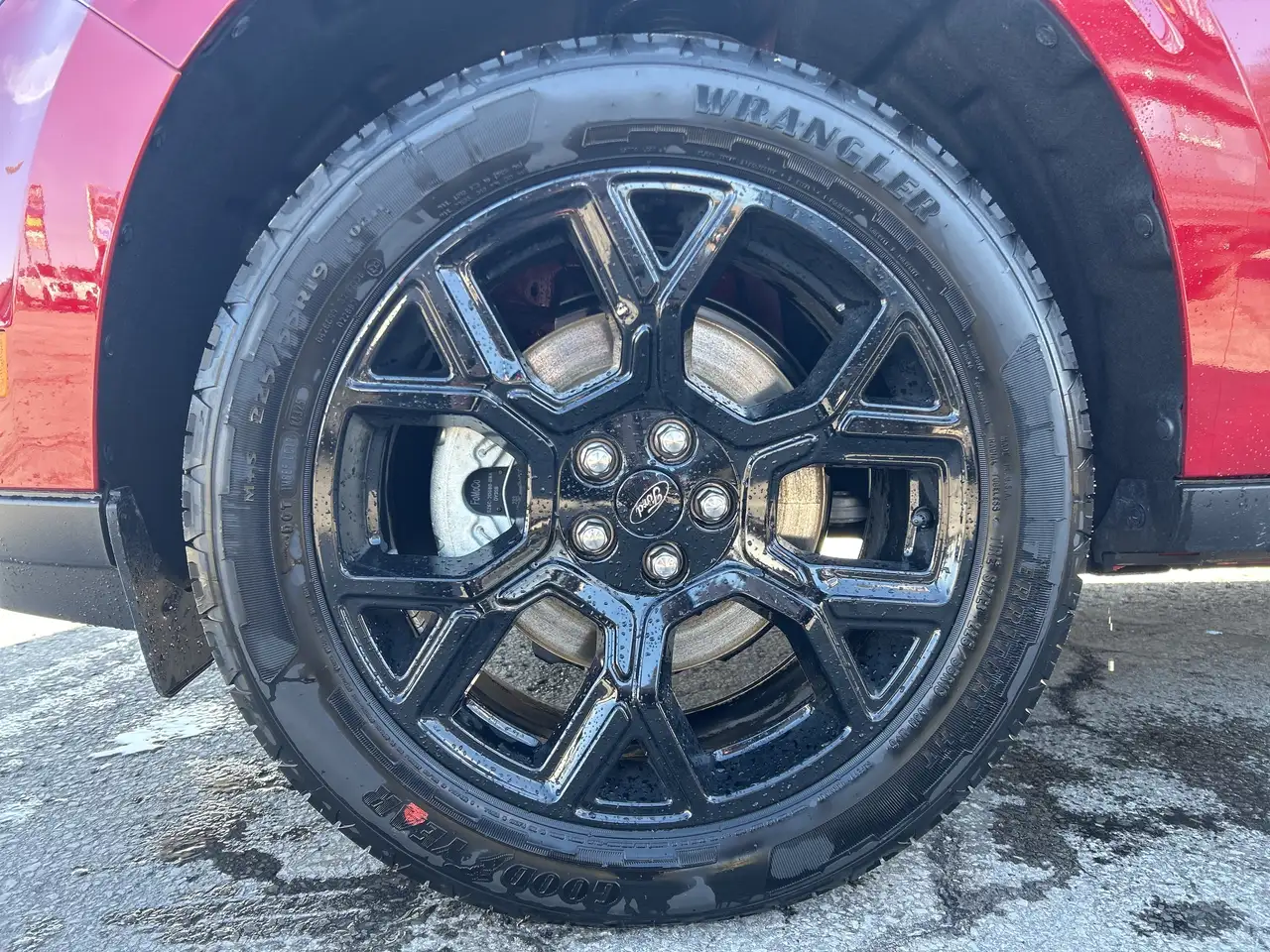 Ford Maverick снимка Ford Maverick