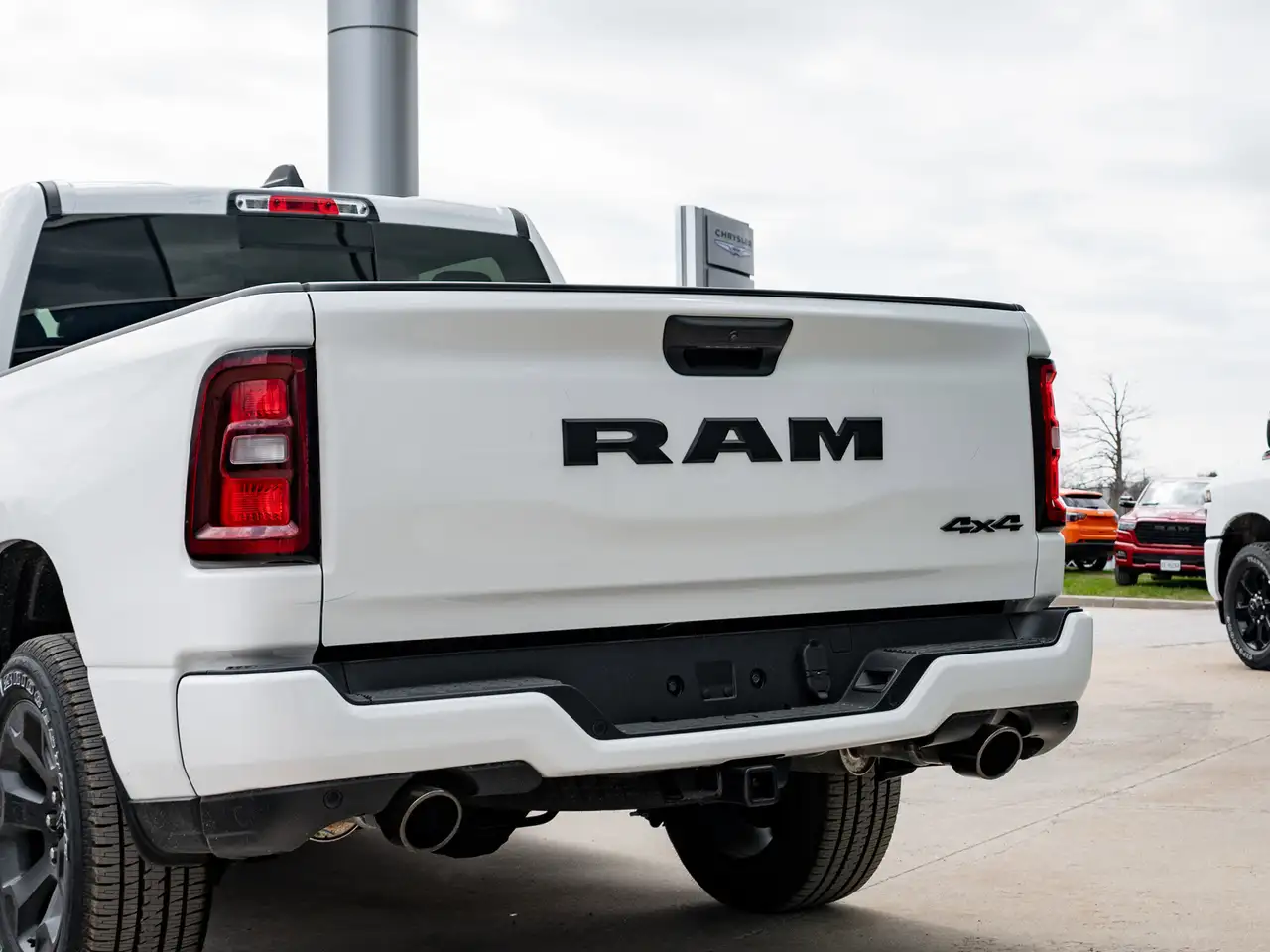 RAM 1500 снимка RAM 1500
