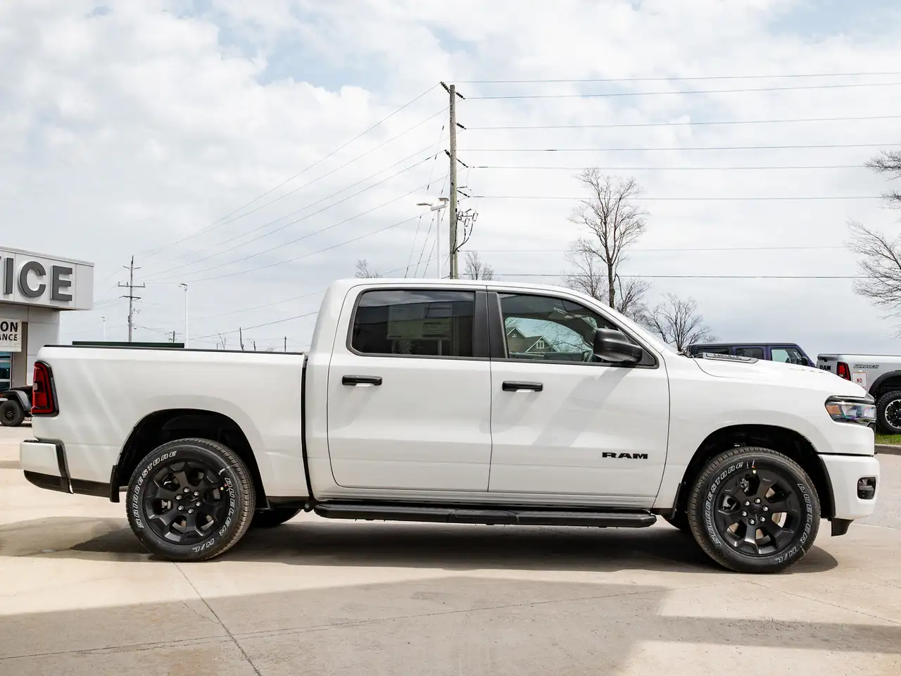 RAM 1500 снимка RAM 1500