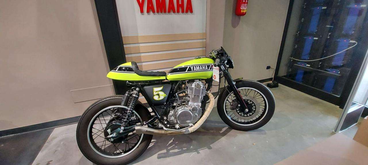 Yamaha SR 400 SR400
