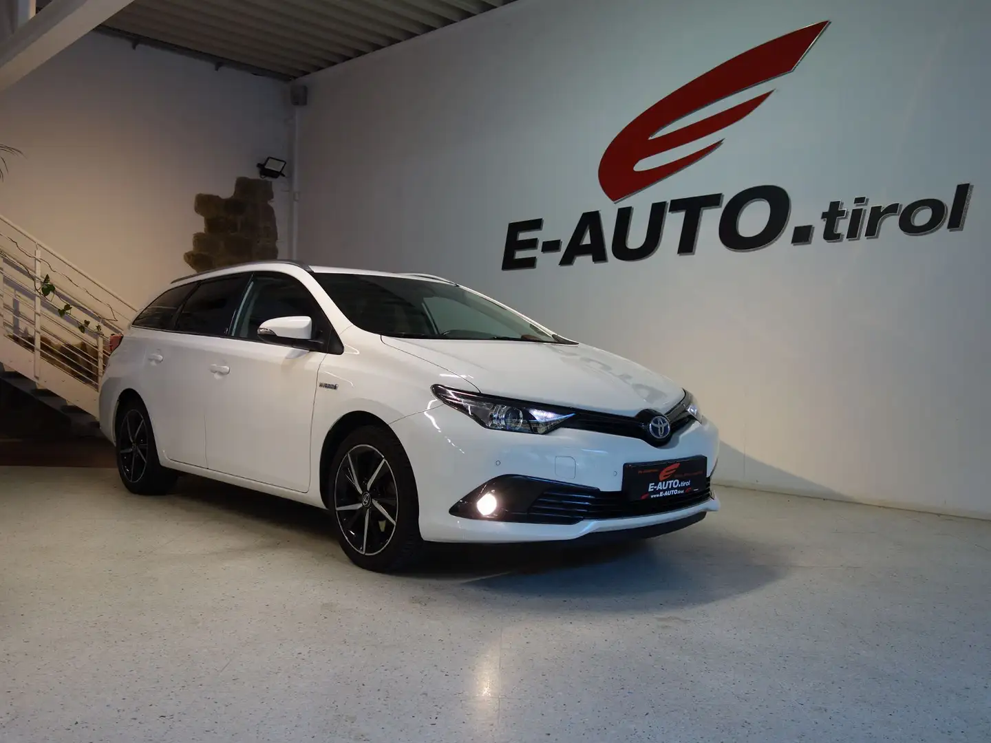 Toyota Auris TS Hybrid *FINAL EDITION *MWST *136PS *GARANTIE * Weiß - 1