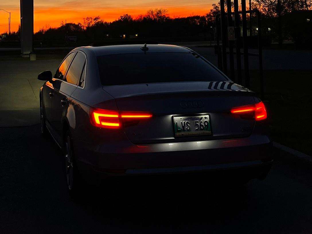 2017 Audi A4 Komfort thumb 6