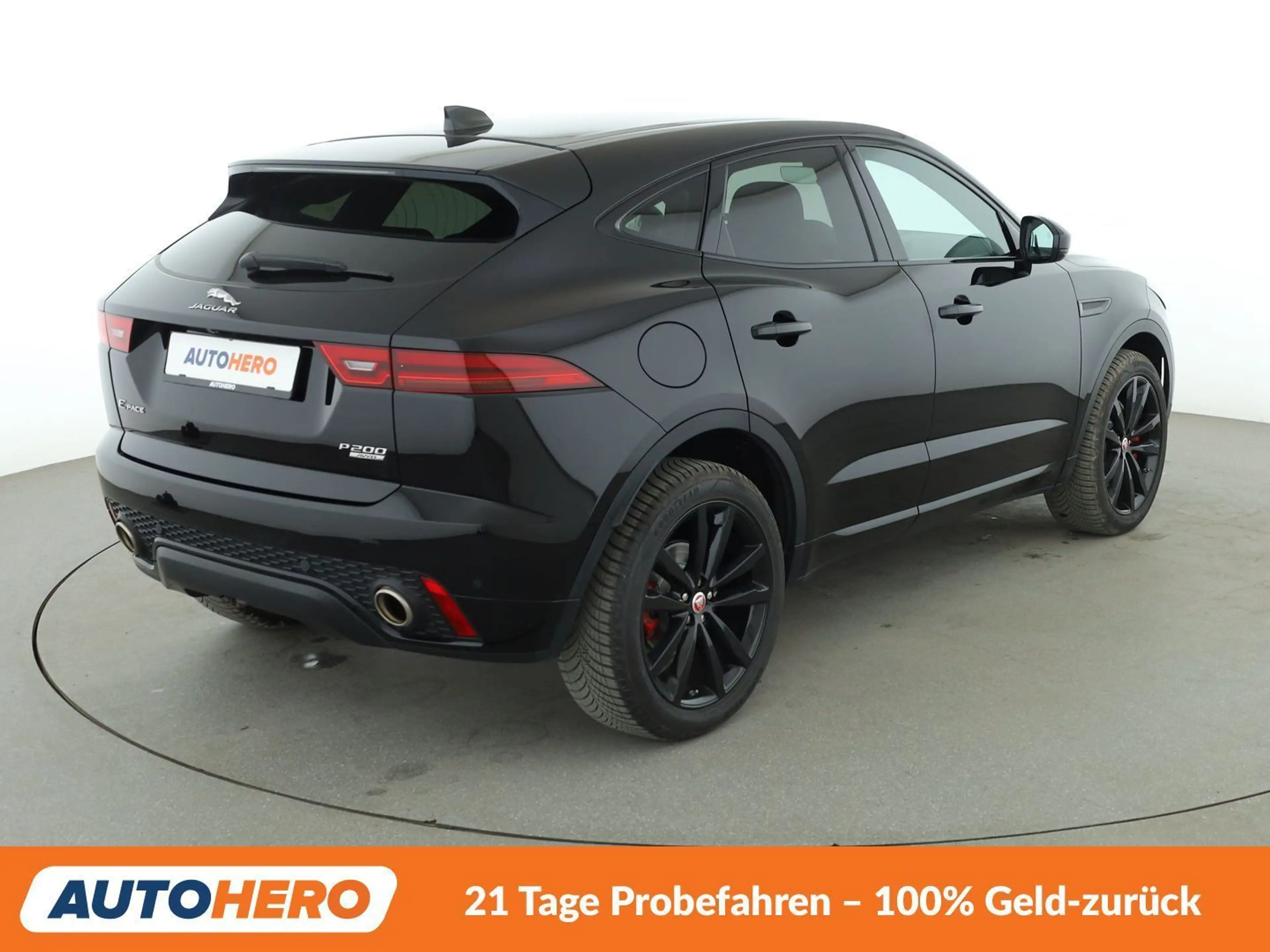 Jaguar E-Pace P200 R-Dynamic AWD Aut.*NAVI*CAM*LED*TEMPO*SHZ* — photo 6