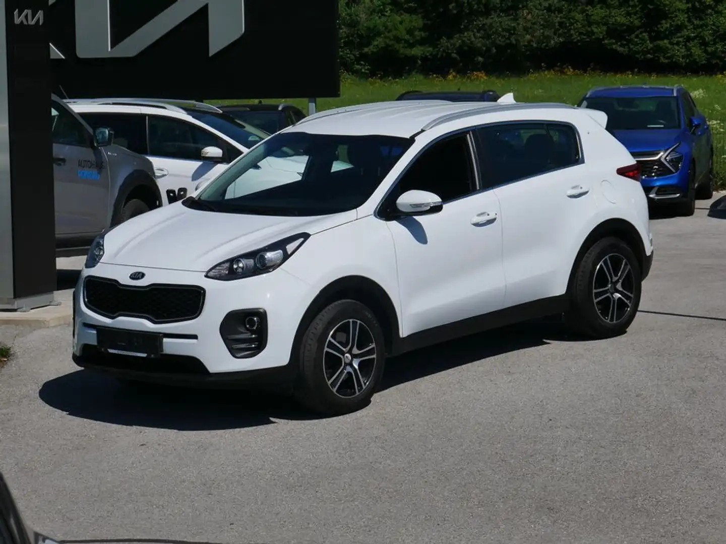 Kia Sportage 1,7 CRDI ISG Silber Weiß - 2