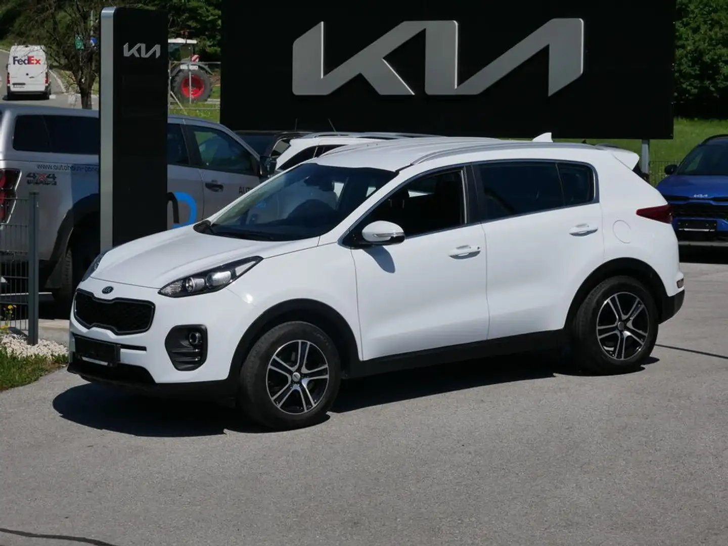 Kia Sportage 1,7 CRDI ISG Silber Weiß - 1