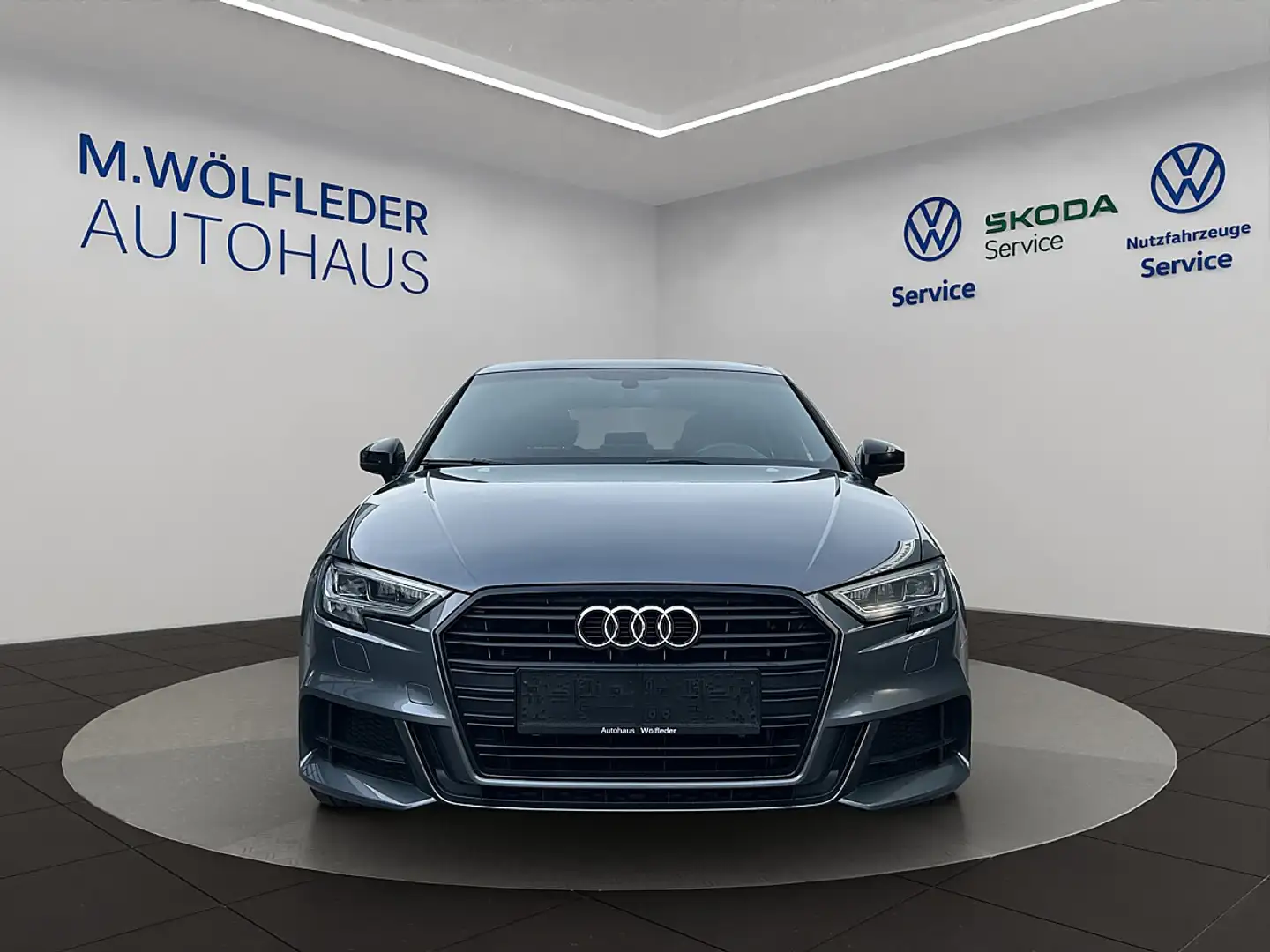 Audi A3 Sportback 30 TFSI S-line Grau - 2