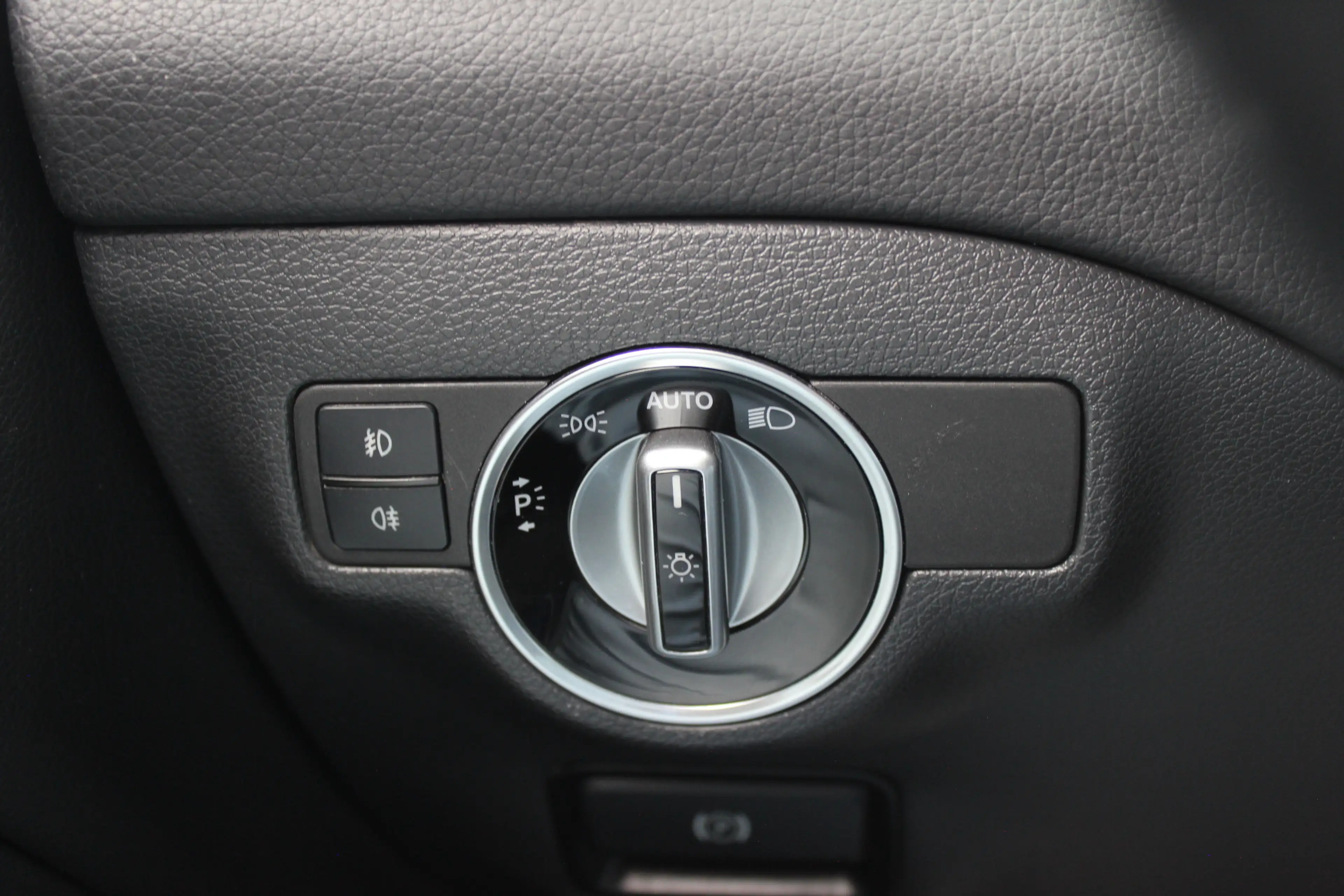 Mercedes-Benz GLA 250 4Matic Premium Plus / Trekhaak / 360Camera / Elekt — photo 34