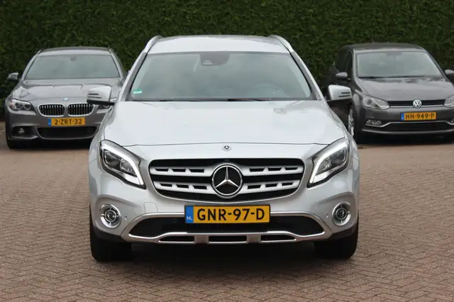 Mercedes-Benz Gla view 8