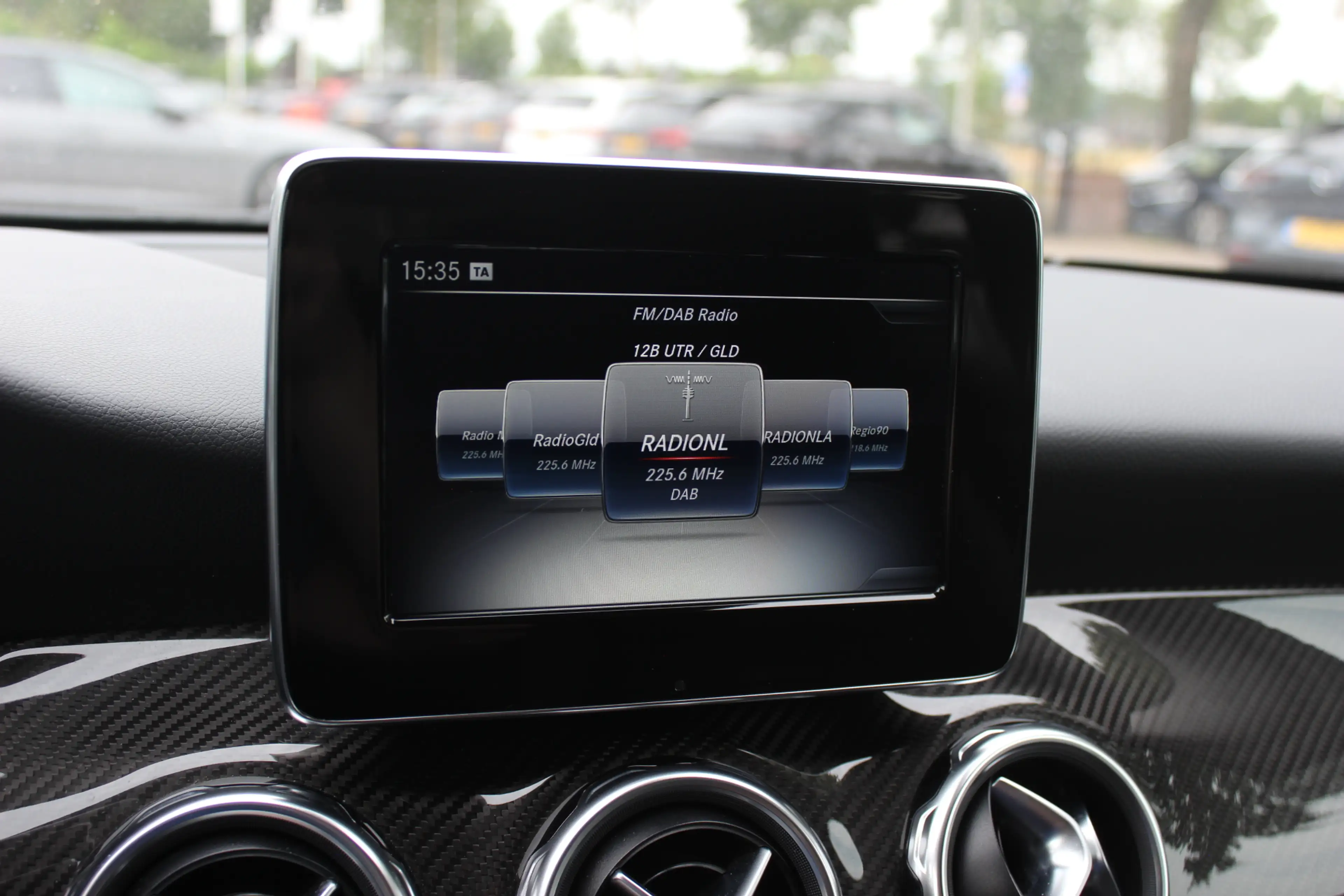 Mercedes-Benz GLA 250 4Matic Premium Plus / Trekhaak / 360Camera / Elekt — photo 20