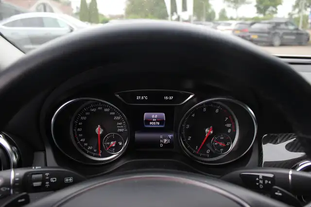 Mercedes-Benz Gla view 18