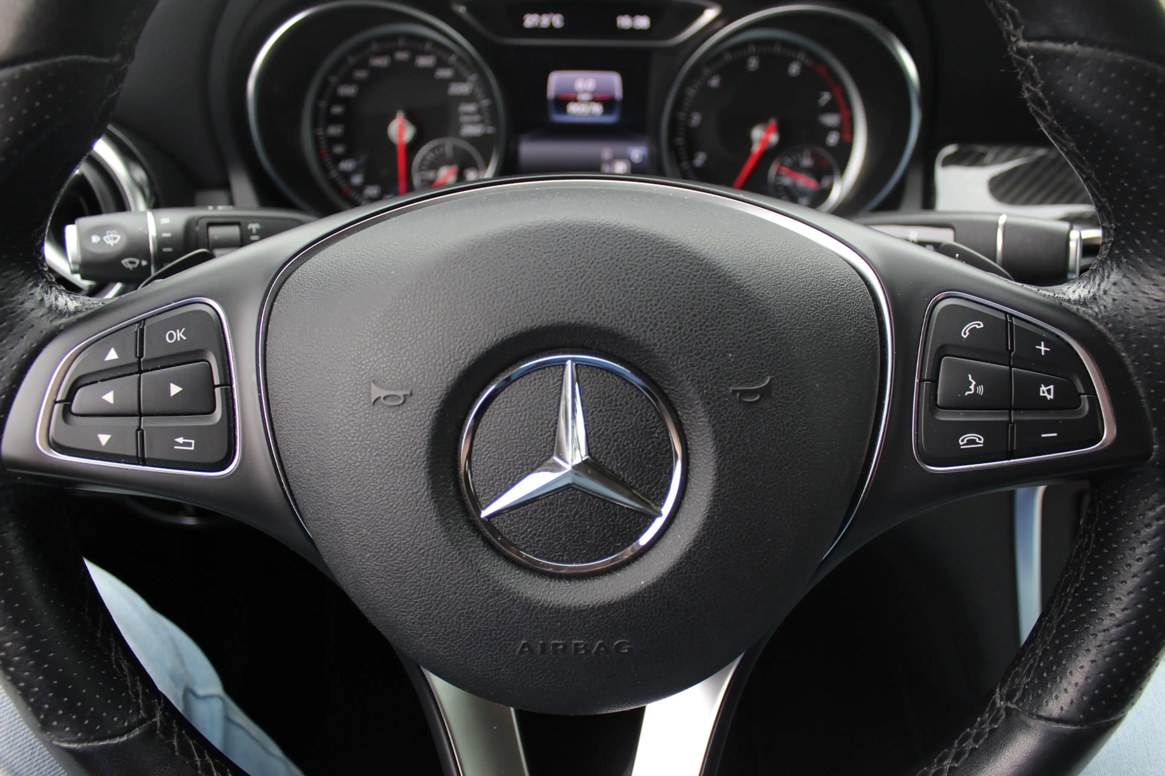 Mercedes-Benz GLA 250 4Matic Premium Plus / Trekhaak / 360Camera / Elekt — photo 32