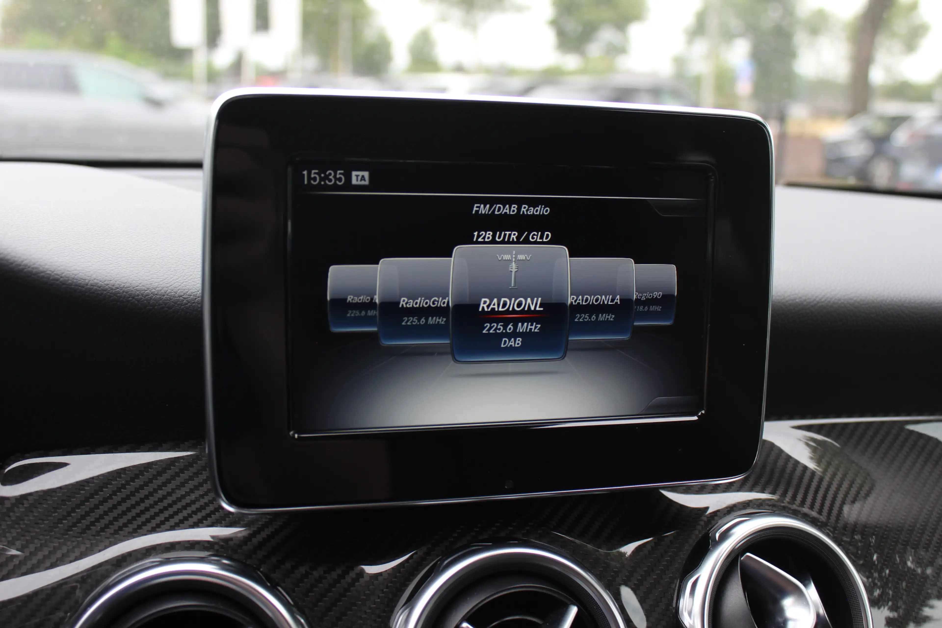 Mercedes-Benz GLA 250 4Matic Premium Plus / Trekhaak / 360Camera / Elekt — photo 23