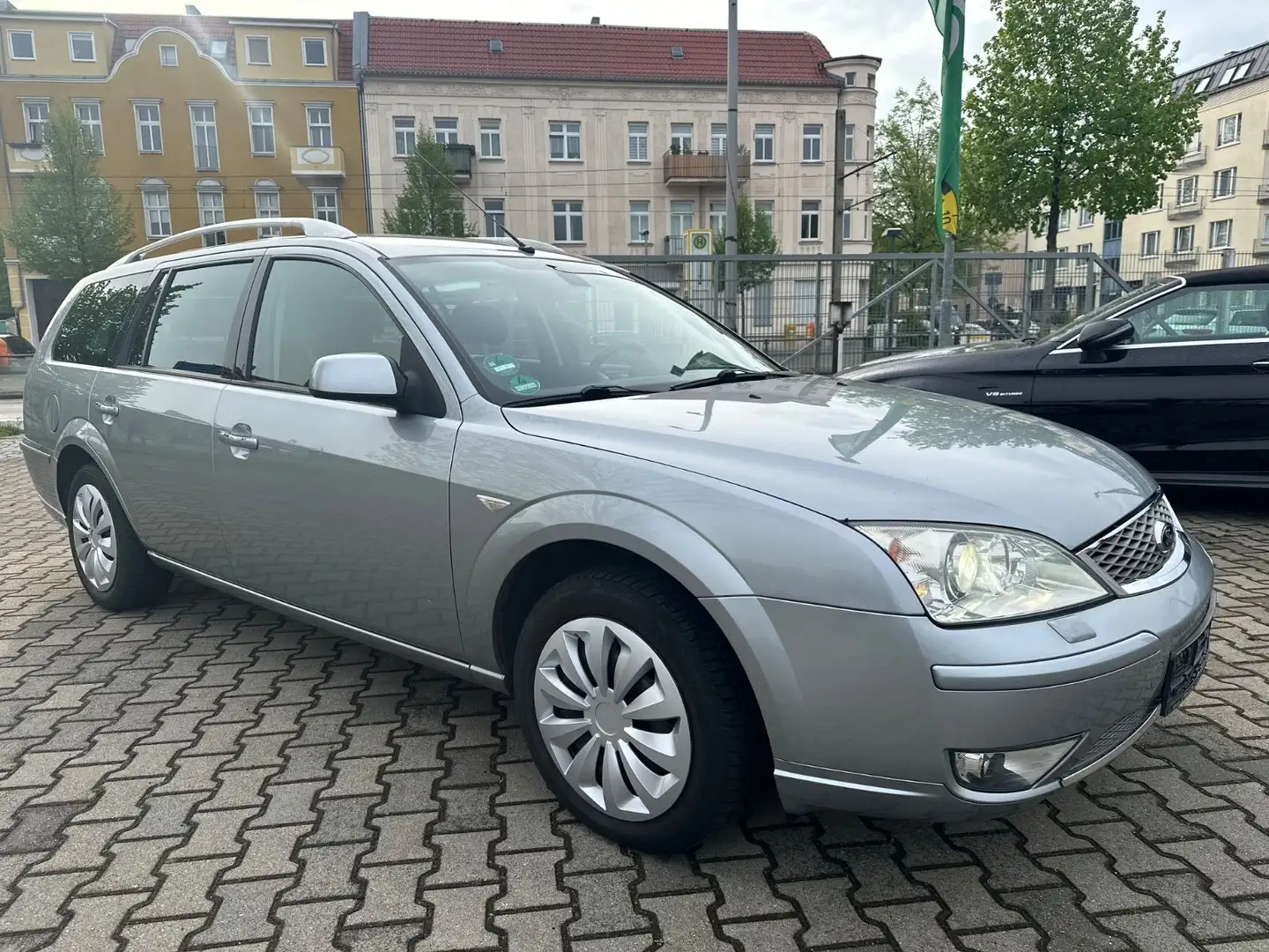 Ford Mondeo Turnier Titanium X / SITZLÜFTUNG / XENON Argento - 1