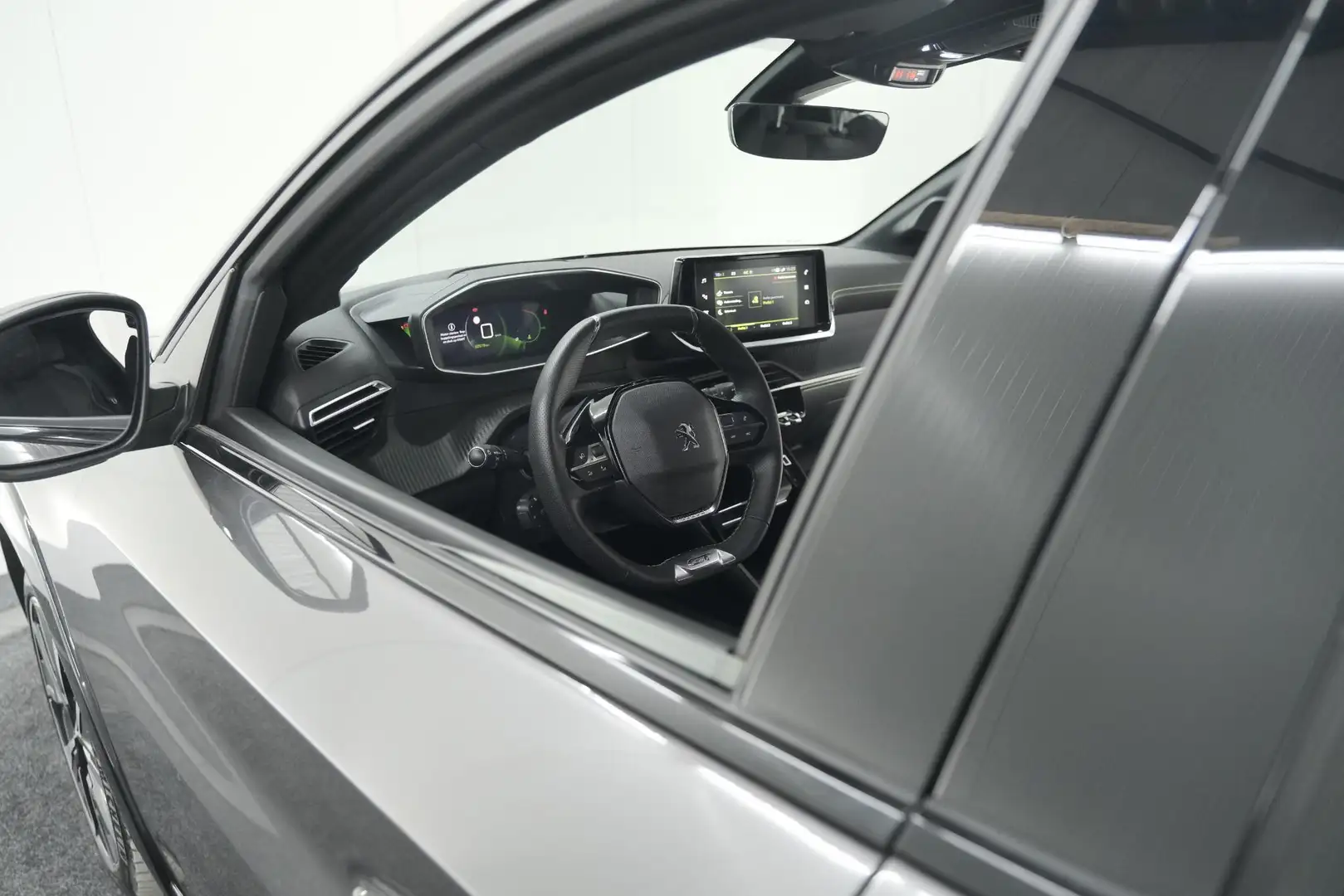 Peugeot 208 PureTech 100 GT | Camera | Adaptieve Cruise Contro Gris - 2