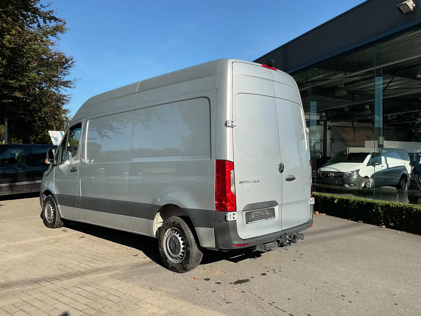 Mercedes-Benz Sprinter 311 CDI Sprinter Standard VA (OM654) Argent - 2