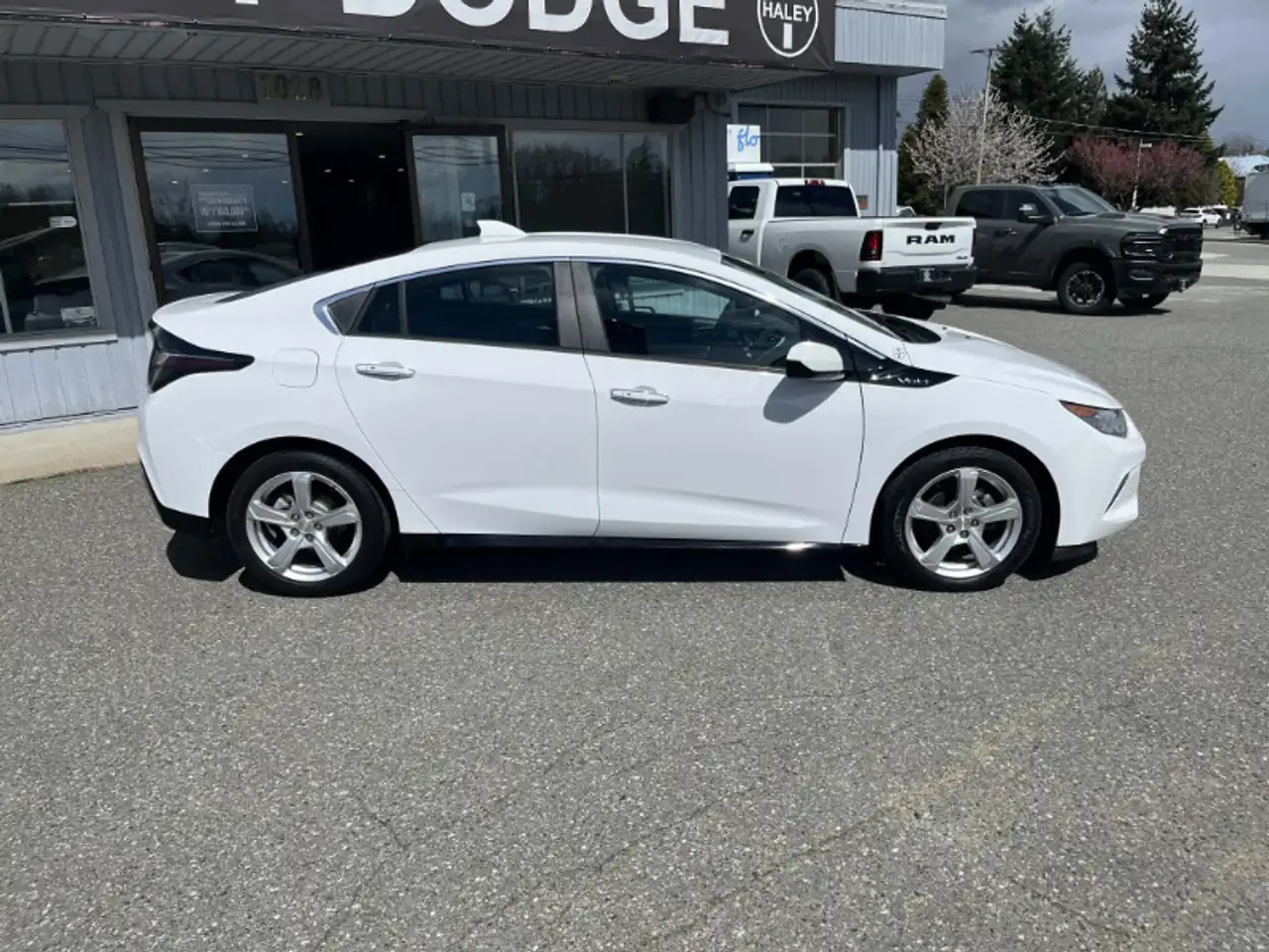 Chevrolet Volt снимка Chevrolet Volt