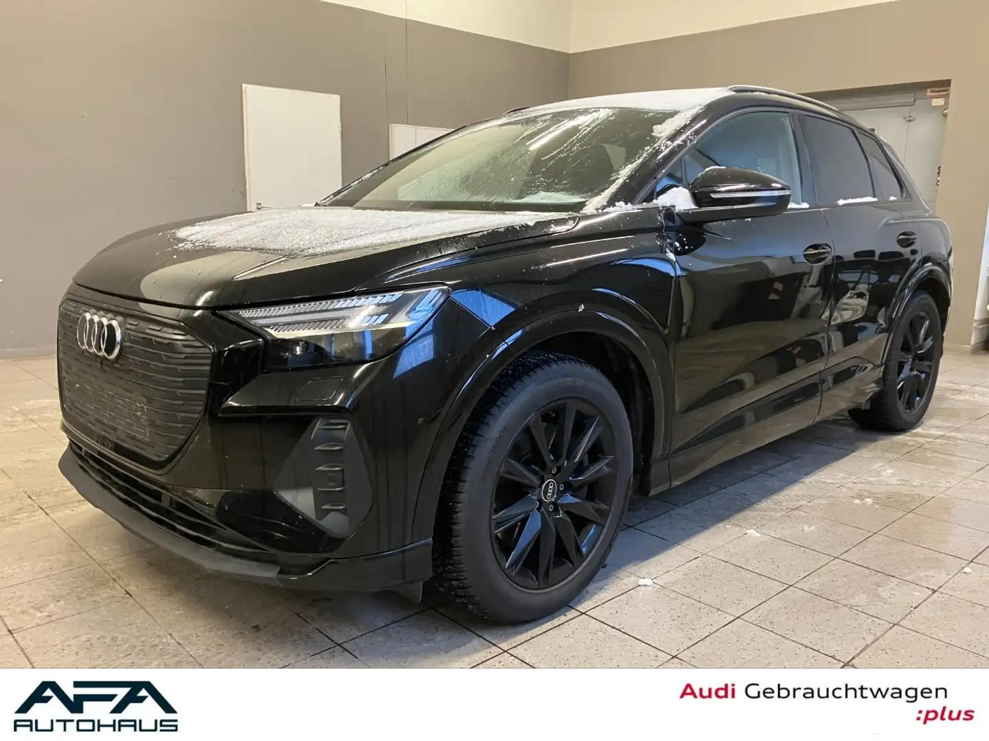 Audi Q4 e-tron Q4 40 e-tron 82 kWh S-LineINT*Matrix*Navi*19Zoll Schwarz - 1
