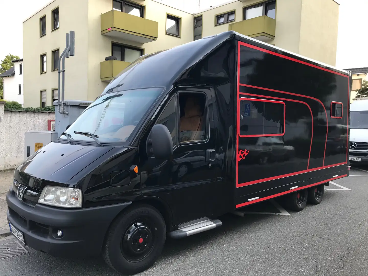 Peugeot Boxer 2.8d. Koffer-Wohnmobilumbau+gr.Heckklappe - 2