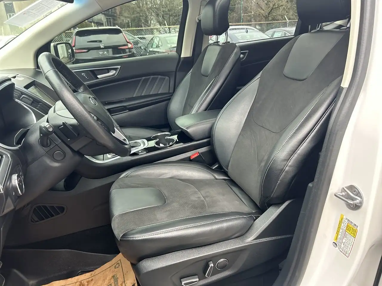 Ford Edge photo Ford Edge