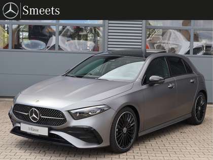 Mercedes-Benz A 180 Star Edition AMG Line Premium Plus | Panoramadak |