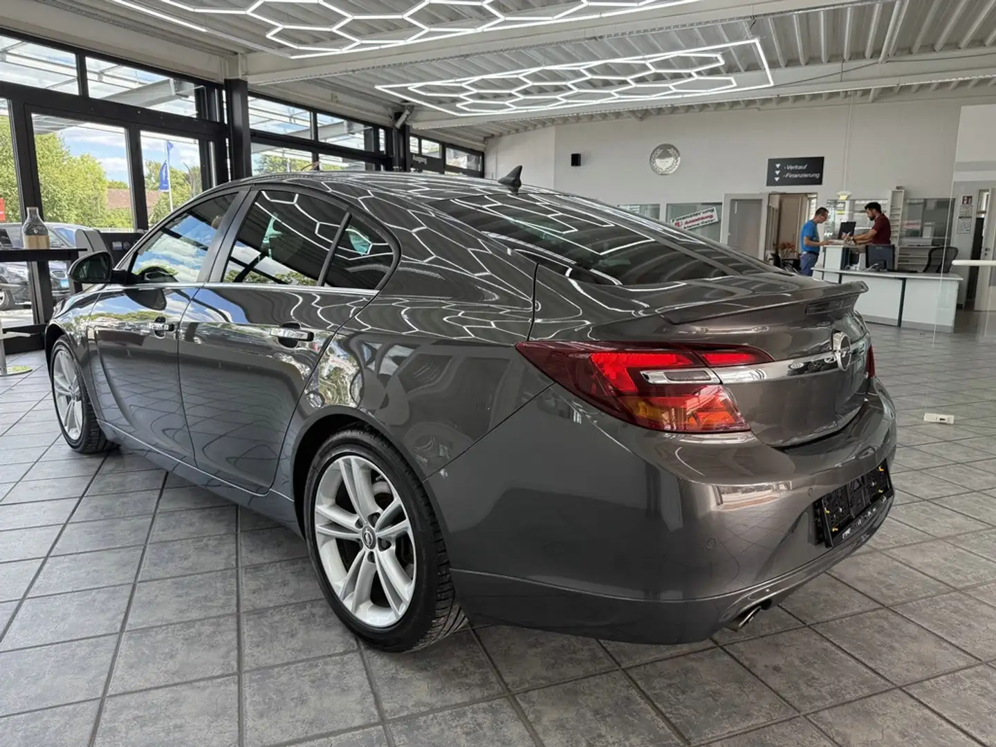 Opel Insignia 2.0 CDTI 4x4 OPC-Line, Leder, Kamera Grau - 2