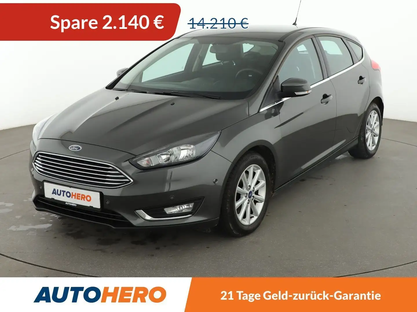 Ford Focus 1.5 EcoBoost Titanium*NAVI*TEMPO*PDC*SHZ* Grau - 1