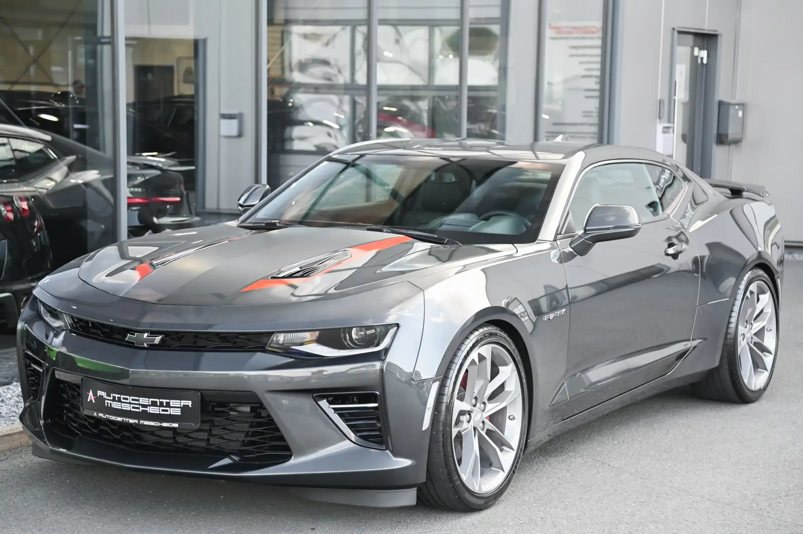 Chevrolet Camaro V8 Navi FIFTY* 50th Anniversary Edition!* Gris - 2