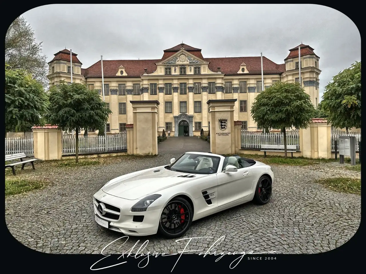 Mercedes-Benz SLS