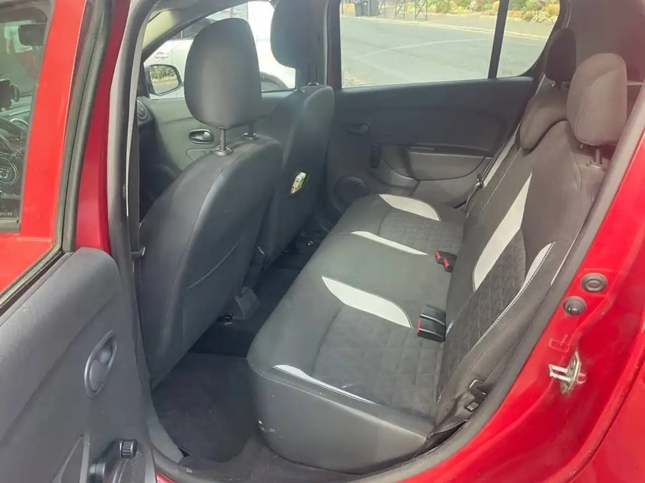 Dacia Sandero Sandero — photo 4