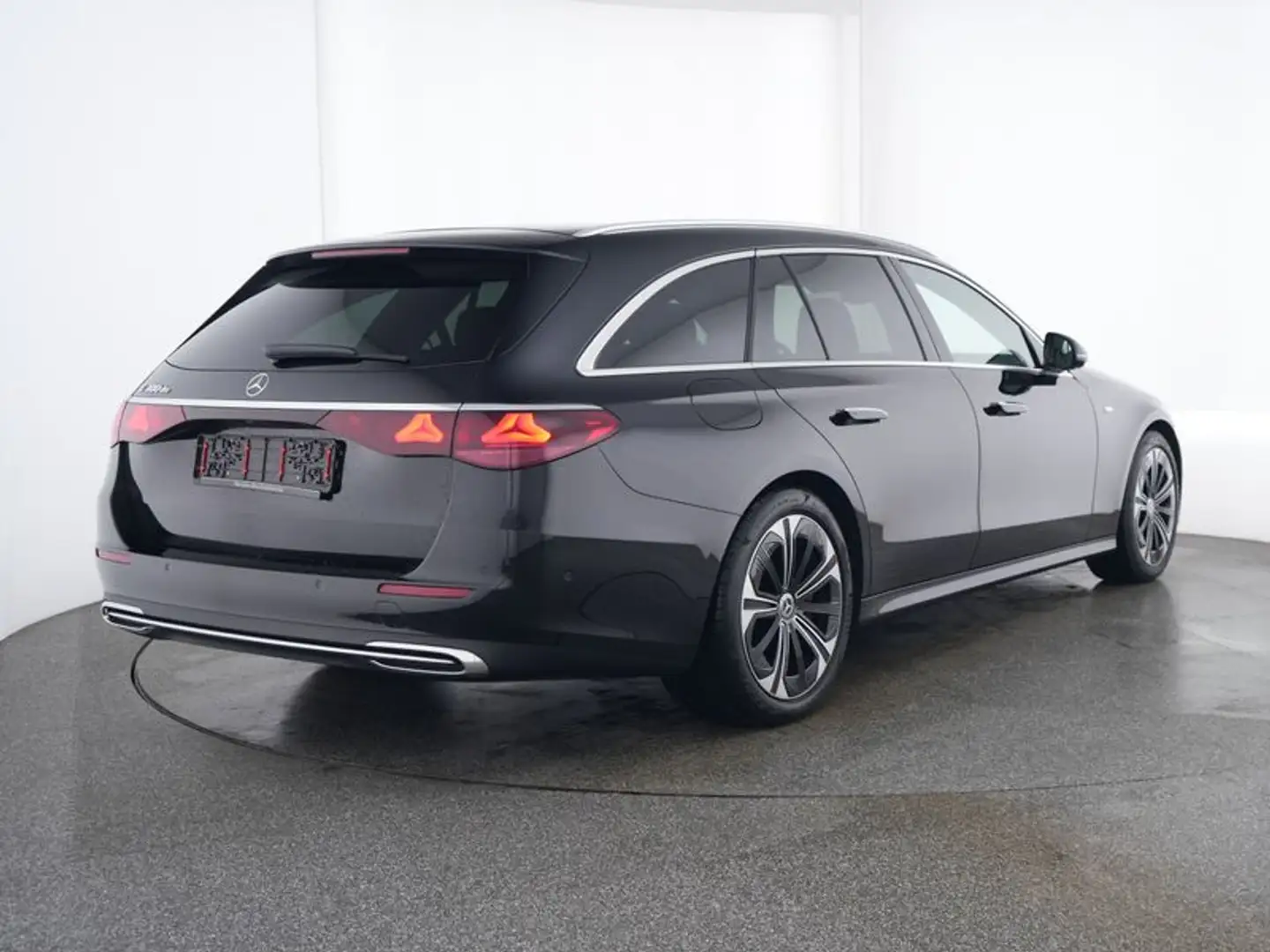 Mercedes-Benz E 300 de T Avantgarde-Adv+*Burm4D*AHK*DISTR*Memo Noir - 2