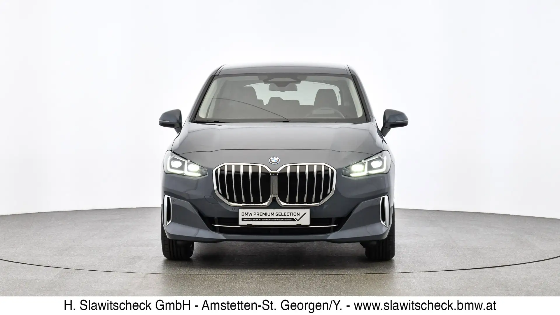 BMW 225 e xDrive Grau - 2